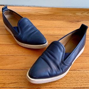 Everlane navy blue leather shoes